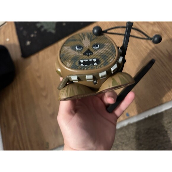 iHome Ekids Chewbacca Blue Tooth Speaker - Picture 3 of 4